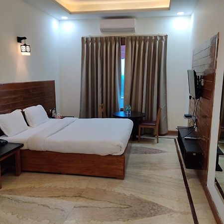 Orchha Club And Resort - Ocr 外观 照片
