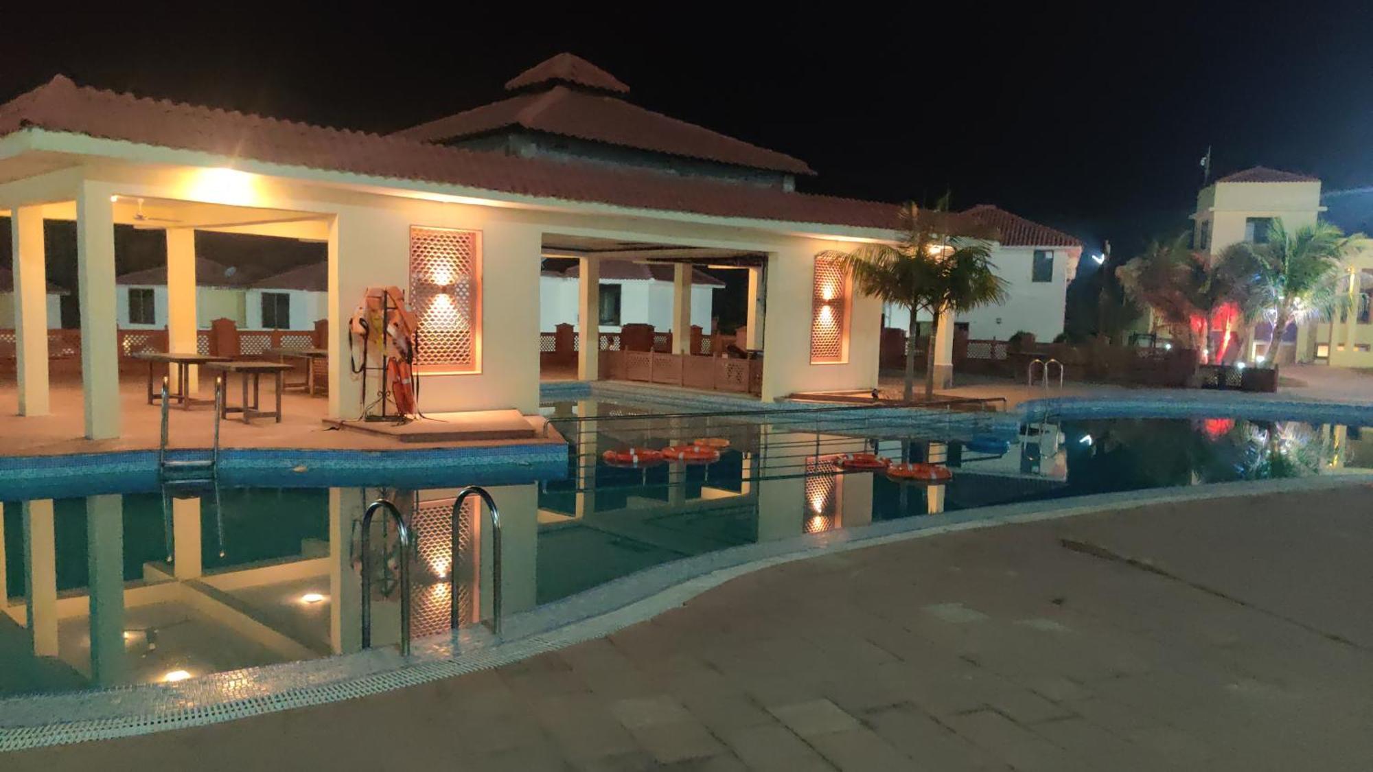 Orchha Club And Resort - Ocr 外观 照片