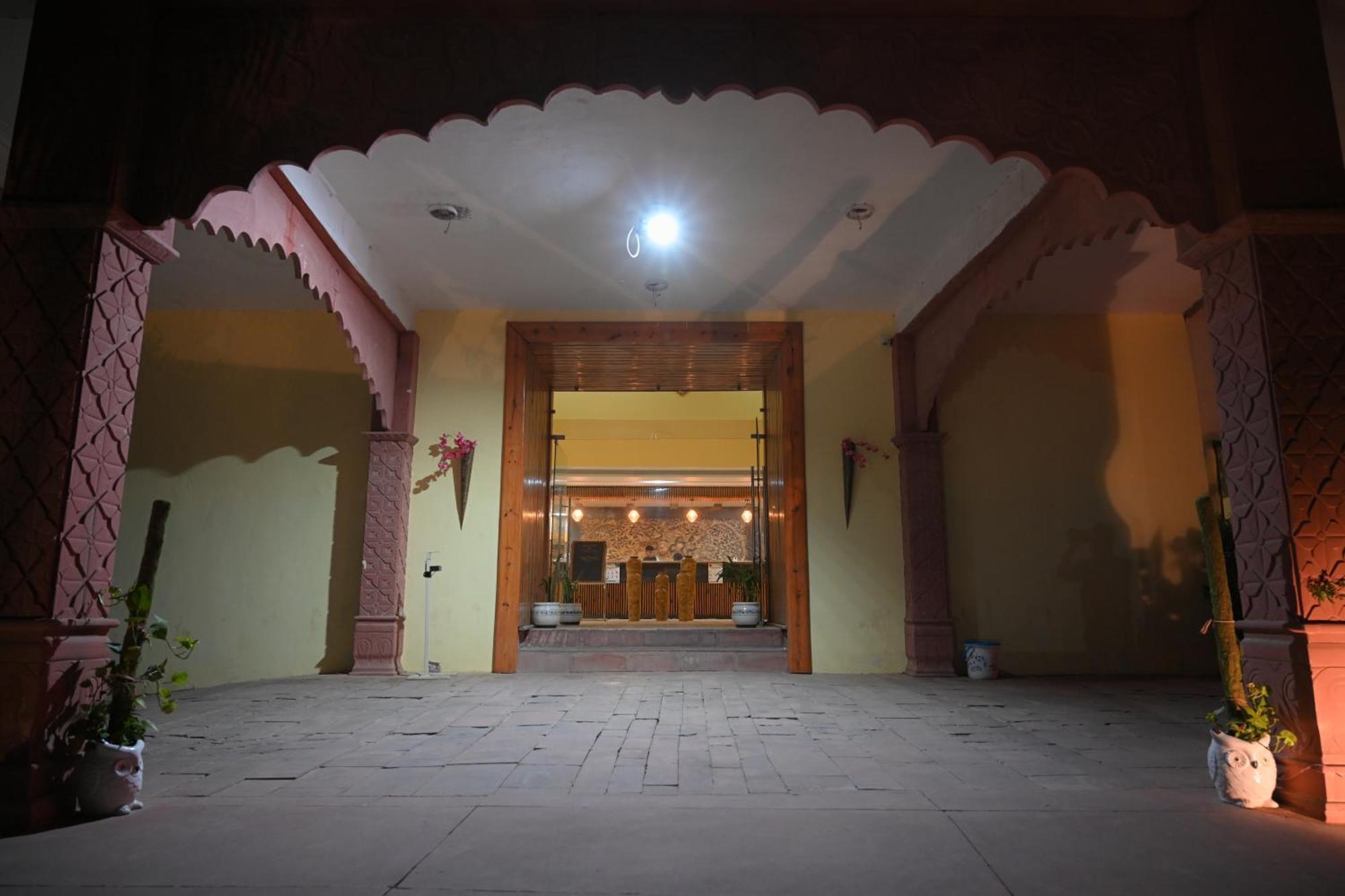 Orchha Club And Resort - Ocr 外观 照片