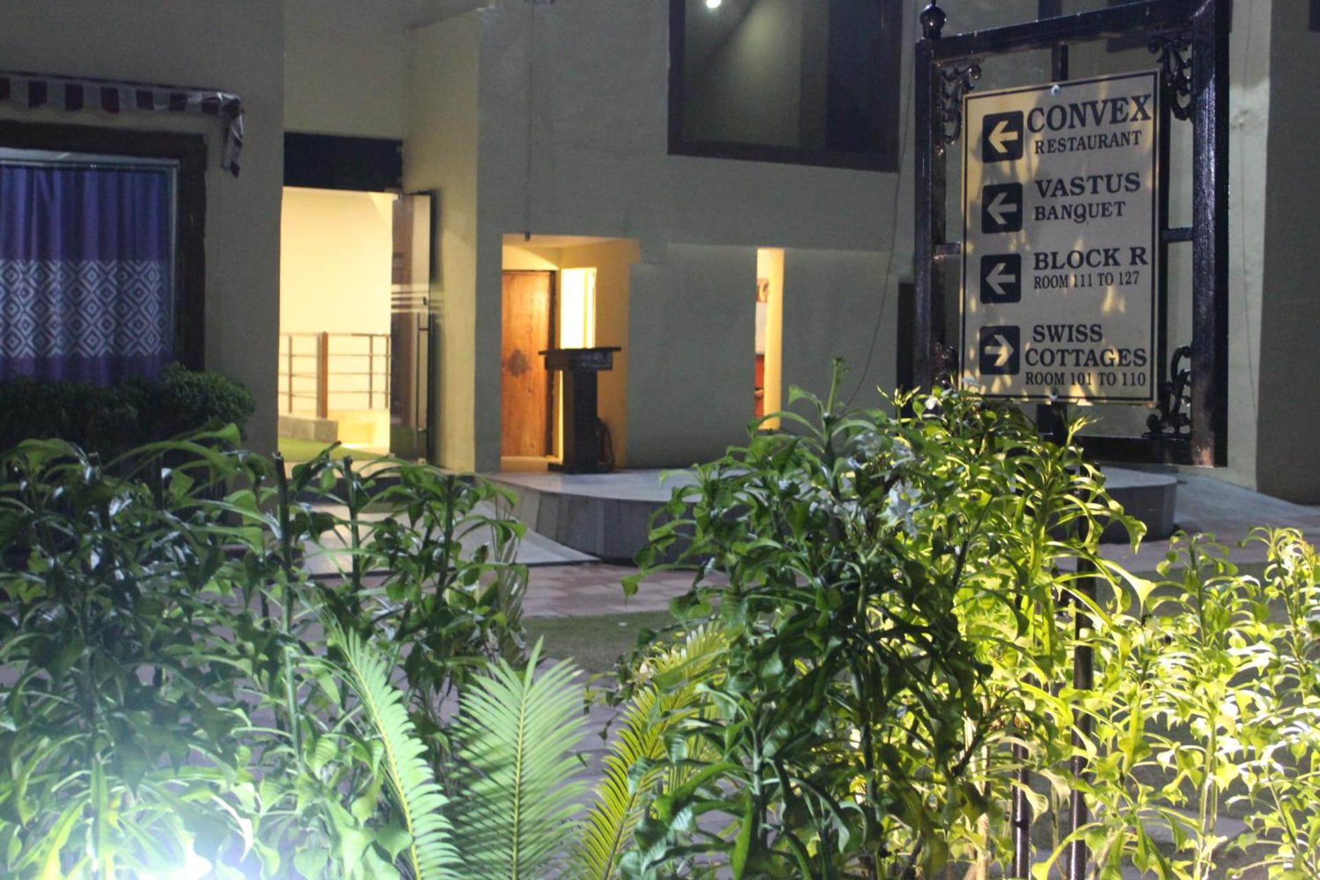 Orchha Club And Resort - Ocr 外观 照片